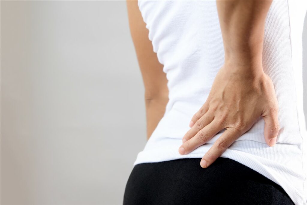 Les avantages de la prise en charge des douleurs de dos pendant les règles